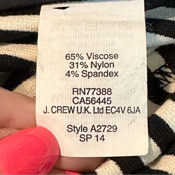 Madewell Ponte Swivel Mini Skirt - Picture 6 of 6